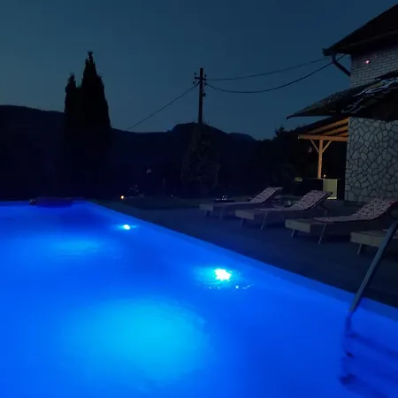 Zelinjski Vidikovac Holiday home Zvornik